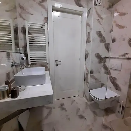 Simona Halep - Mamaia Nord 4*